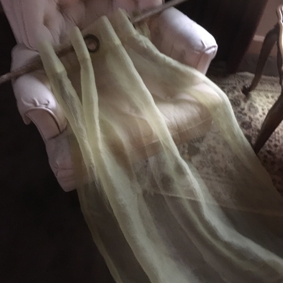 Beautiful Sheer Extra Long Drapes Curtains 4 pcs - Picture 3 of 8